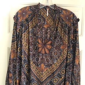 Free People blouse - size XS - like new condition